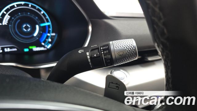 Genesis G80 2022 — photo 28