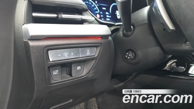 Genesis G80 2022 — photo 31