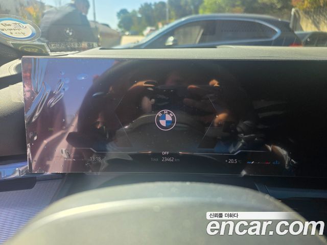 BMW 5-Series 2025 — photo 2