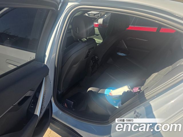 BMW 5-Series 2025 — photo 4
