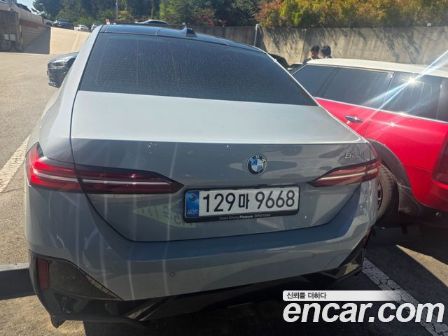 BMW 5-Series 2025 — photo 5