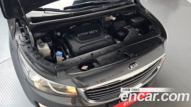Kia Canival 2016 — photo 6