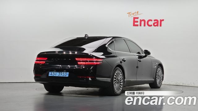 Genesis G80 2022 — photo 2