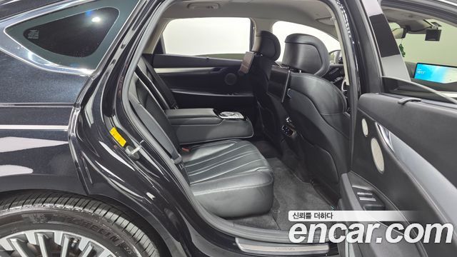 Genesis G80 2022 — photo 18