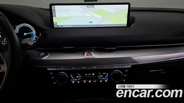 Genesis G80 2022 — photo 19