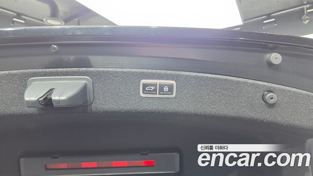 Genesis G80 2022 — photo 22