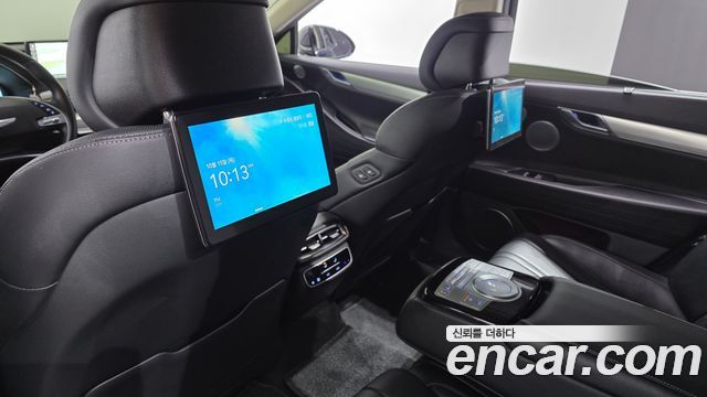 Genesis G80 2022 — photo 24