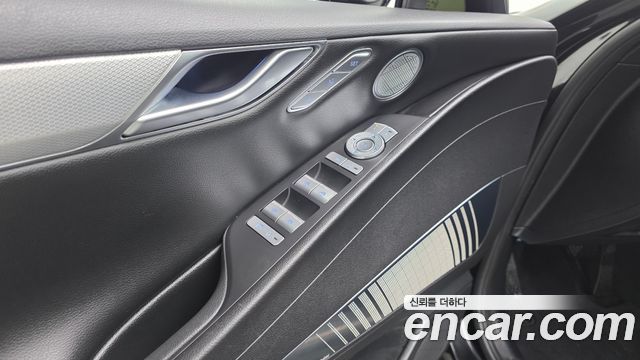 Genesis G80 2022 — photo 25