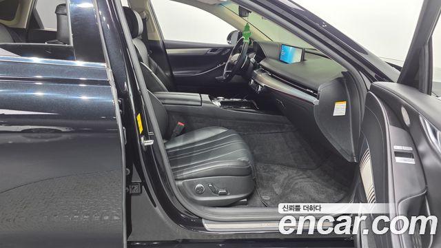 Genesis G80 2022 — photo 16