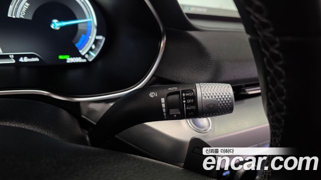 Genesis G80 2022 — photo 29