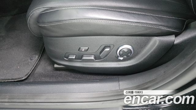 Genesis G80 2022 — photo 31