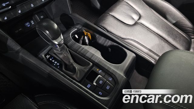 Hyundai Santafe 2019 — photo 12