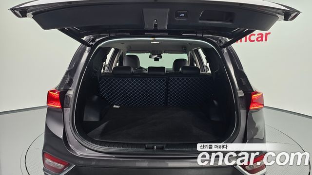 Hyundai Santafe 2019 — photo 26