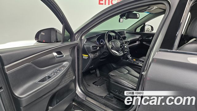 Hyundai Santafe 2019 — photo 16
