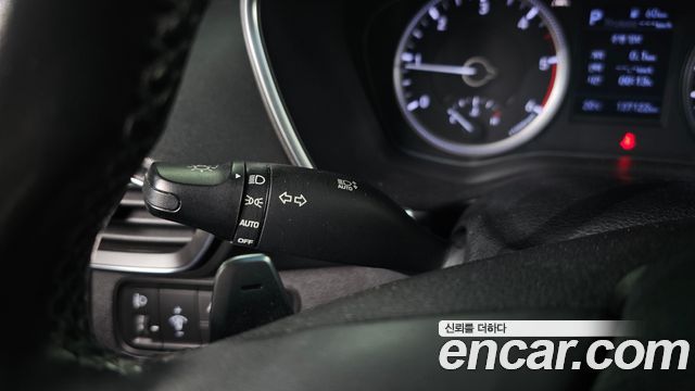 Hyundai Santafe 2019 — photo 28