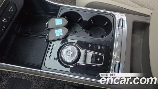 Kia Canival 2024 — photo 9