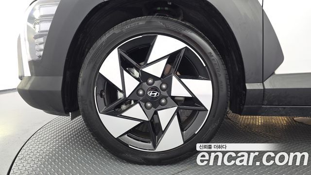 Hyundai Kona 2023 — photo 5