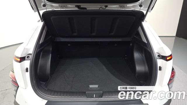 Hyundai Kona 2023 — photo 26