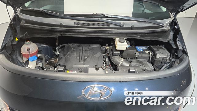 Hyundai Staria 2022 — photo 6