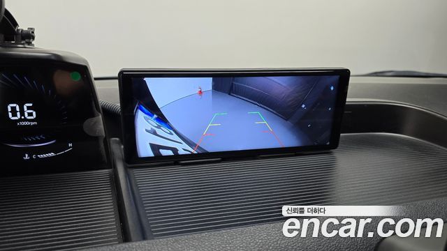 Hyundai Staria 2022 — photo 14
