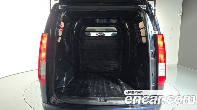 Hyundai Staria 2022 — photo 20