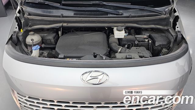 Hyundai Staria 2022 — photo 6