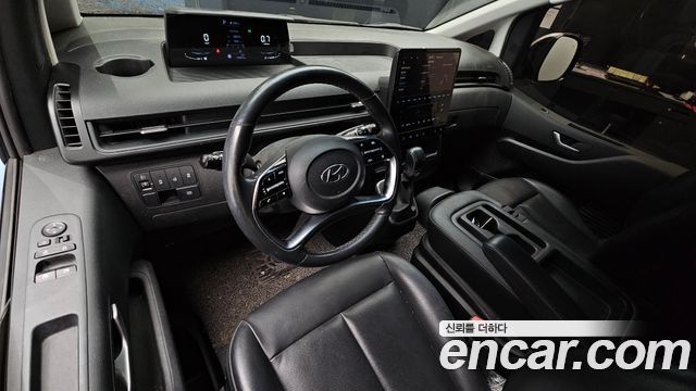 Hyundai Staria 2022 — photo 10