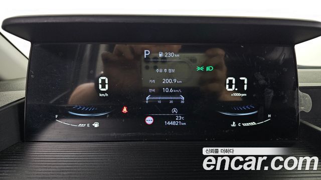 Hyundai Staria 2022 — photo 11