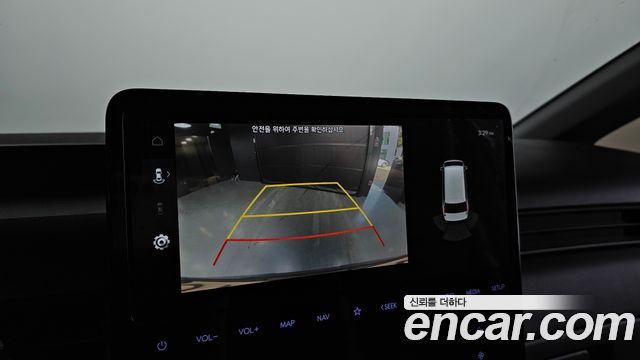 Hyundai Staria 2022 — photo 22