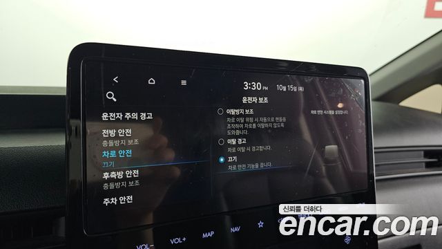 Hyundai Staria 2022 — photo 23