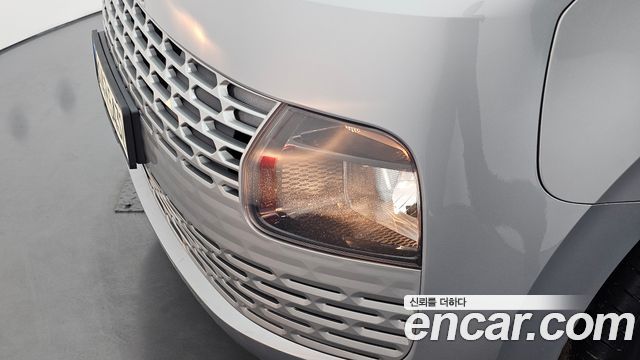 Hyundai Staria 2022 — photo 8