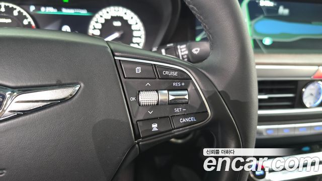 Genesis G90 2019 — photo 29