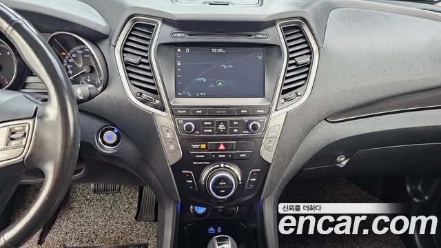 Hyundai Santafe 2018 — photo 20