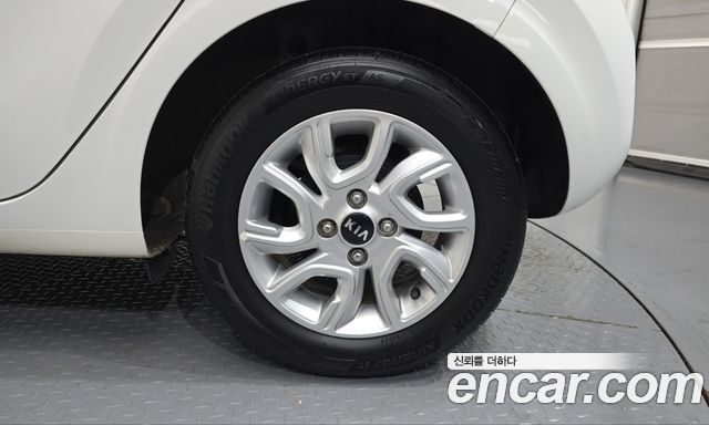 Kia morning 2018 — photo 7