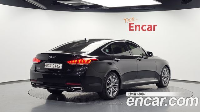 Genesis G80 2017 — photo 2