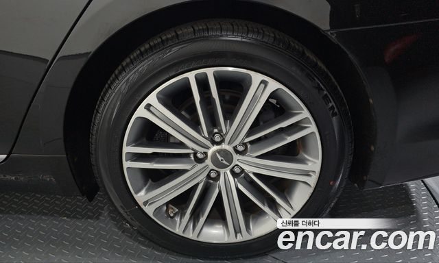 Genesis G80 2017 — photo 7