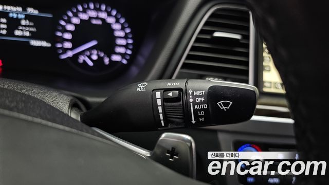 Genesis G80 2017 — photo 28
