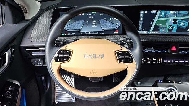 Kia EV6 2023 — photo 22
