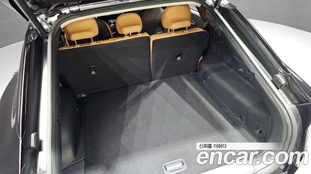 Kia EV6 2023 — photo 36