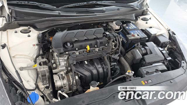 Hyundai AVANTE 2021 — photo 6