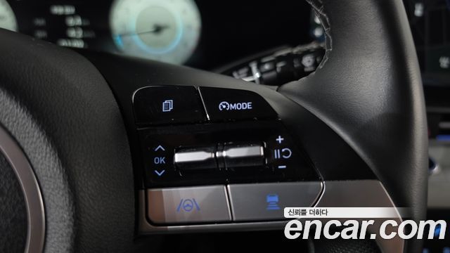 Hyundai AVANTE 2021 — photo 18