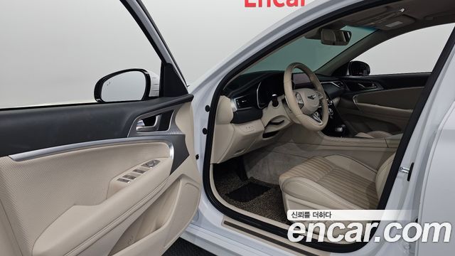 Genesis G70 2023 — photo 10