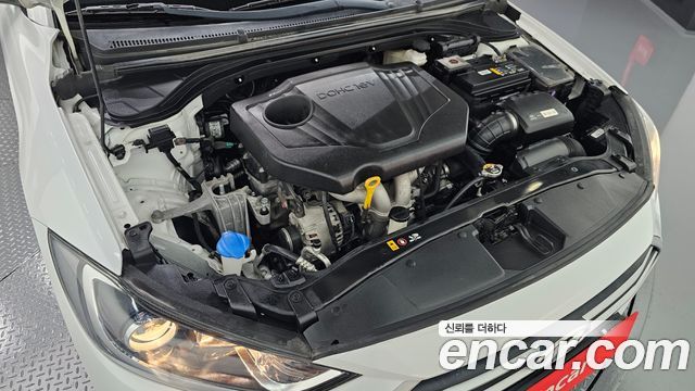 Hyundai AVANTE 2018 — photo 6