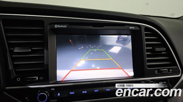 Hyundai AVANTE 2018 — photo 20