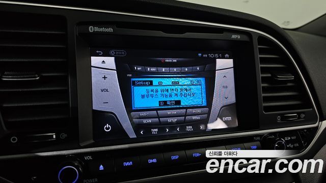 Hyundai AVANTE 2018 — photo 21