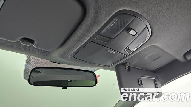 Hyundai AVANTE 2018 — photo 25