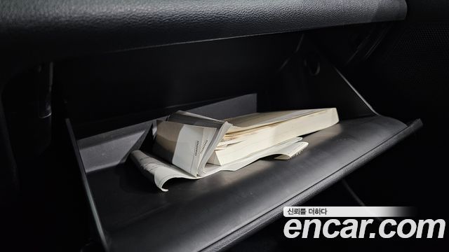 Hyundai AVANTE 2018 — photo 29