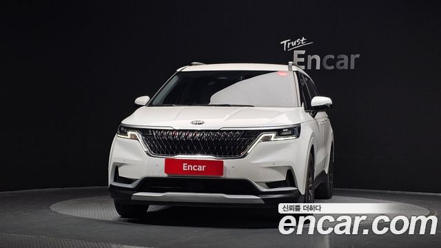Kia Canival 2021 — photo 3