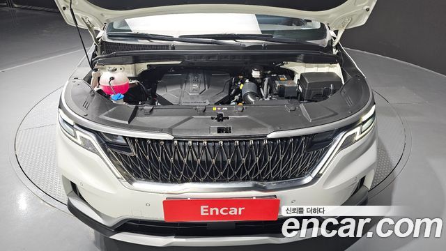 Kia Canival 2021 — photo 6