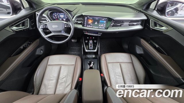 Audi Q4 e-tron 2022 — photo 10